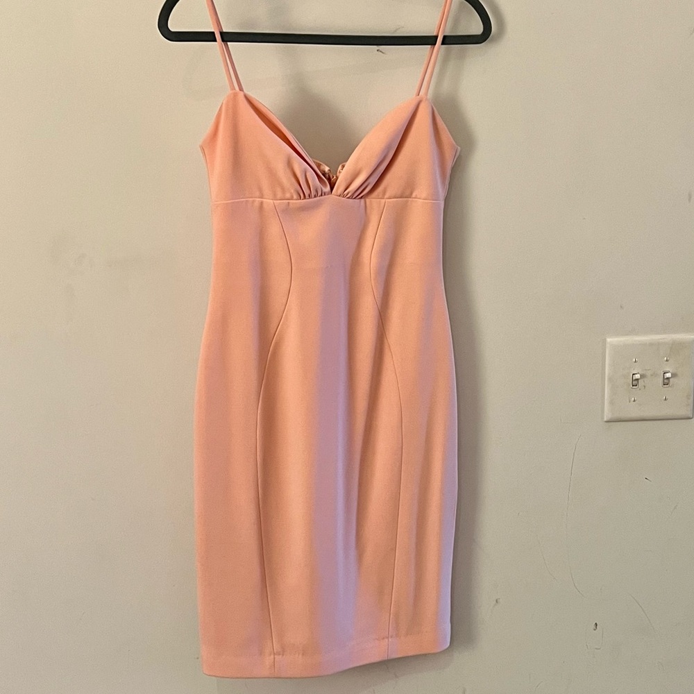 🎀 HOUSE OF CB Sexy, fully lined, pink midi-dress.